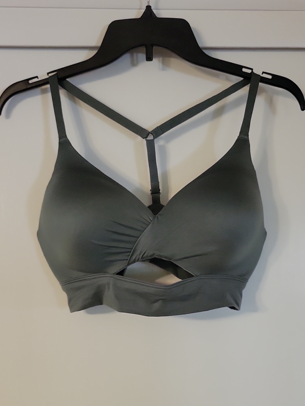 Victoria's Secret Body by Victoria Bra | 34D | 349704